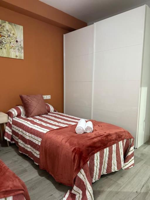 Apartamento Turistico O.N Renfe Cordoba Luaran gambar