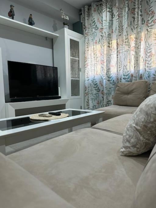 Apartamento Turistico O.N Renfe Cordoba Luaran gambar